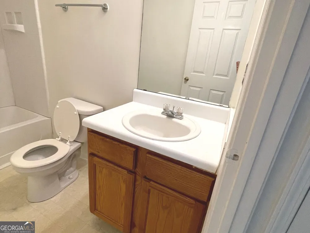 3168 Kingswood GLN Decatur, GA 30034