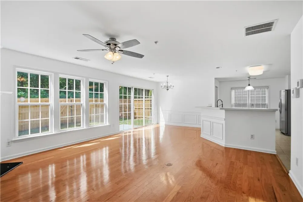 313 Balaban Circle Woodstock, GA 30188
