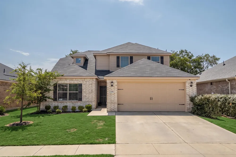 134 Morning Glory Sanger, TX 76266