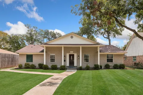 5216 Ashbrook Road