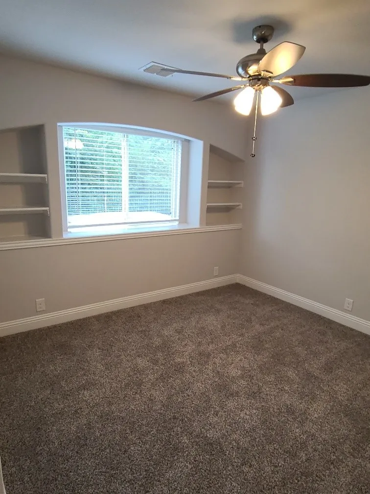 8704 Timber Ridge Drive Aubrey, TX 76227