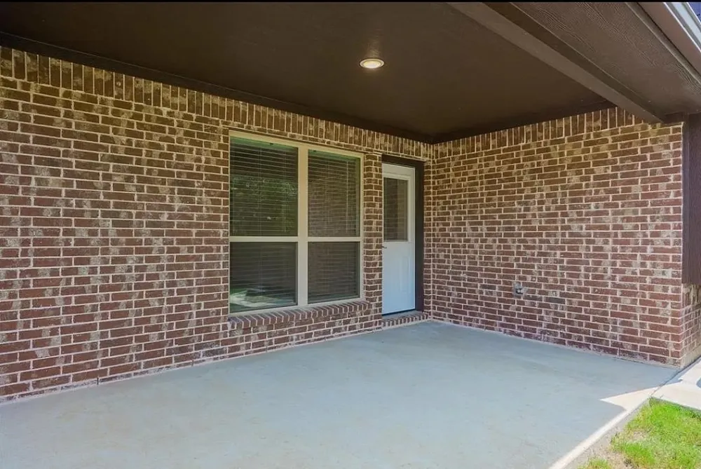 8704 Timber Ridge Drive Aubrey, TX 76227