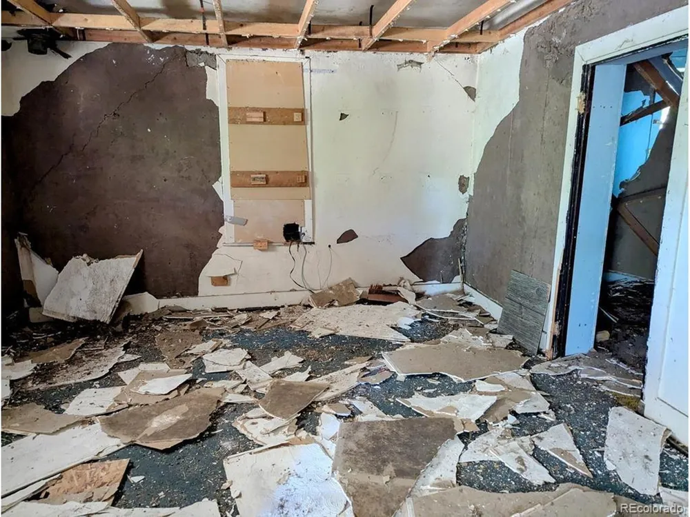 505 W 10th Street Walsenburg, CO 81089