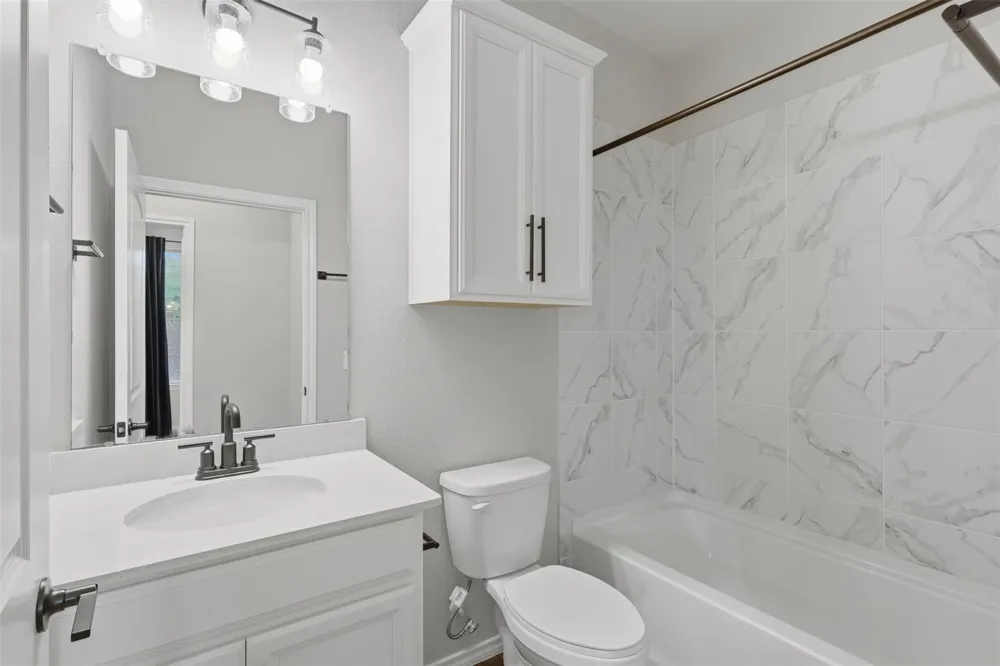 4028 Starbright Street Houston, TX 77018