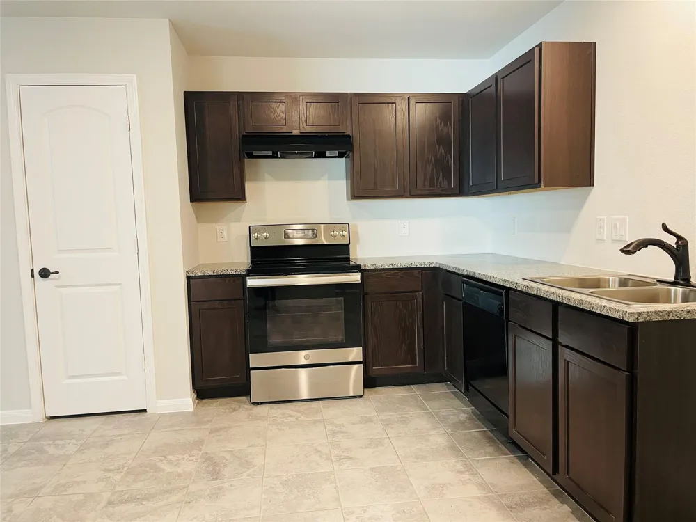 15504 Big Bow Bend Willis, TX 77378