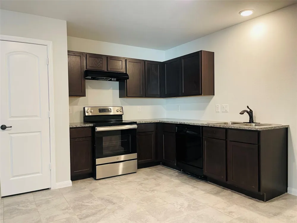 15504 Big Bow Bend Willis, TX 77378