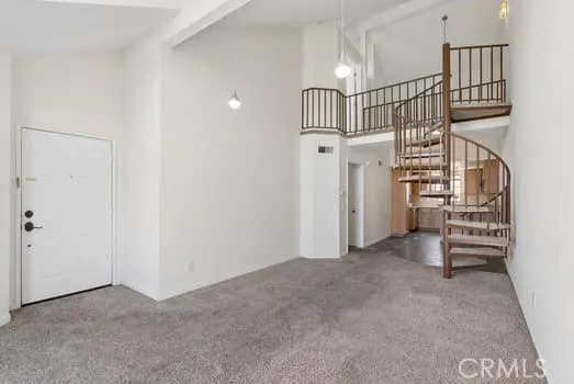 18215 Flynn #124 Canyon Country, CA 91387