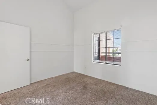18215 Flynn #124 Canyon Country, CA 91387