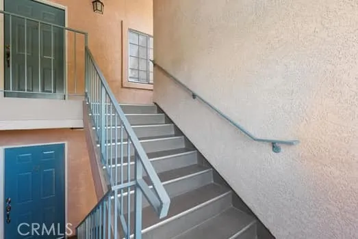 18215 Flynn #124 Canyon Country, CA 91387
