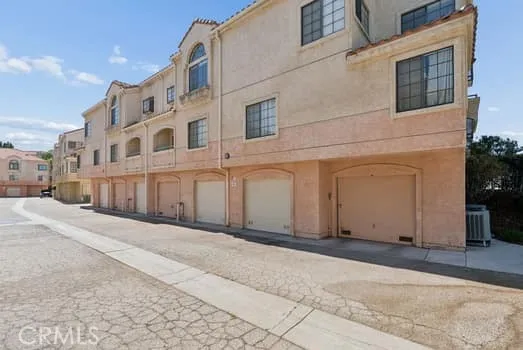 18215 Flynn #124 Canyon Country, CA 91387