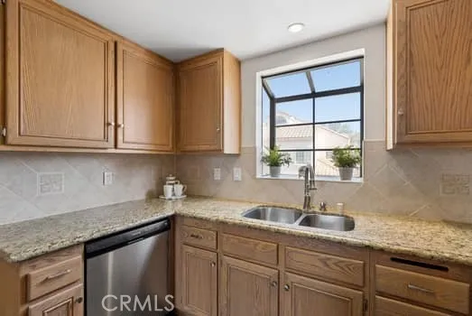 18215 Flynn #124 Canyon Country, CA 91387