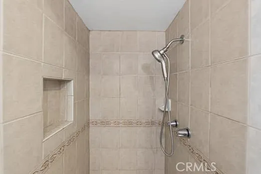 18215 Flynn #124 Canyon Country, CA 91387