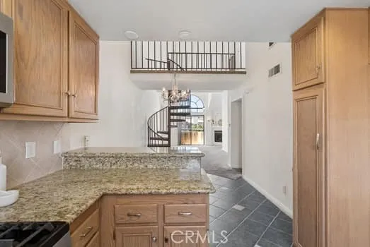 18215 Flynn #124 Canyon Country, CA 91387