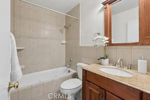 18215 Flynn #124 Canyon Country, CA 91387
