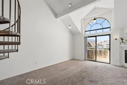 18215 Flynn #124 Canyon Country, CA 91387