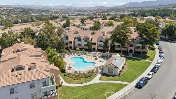 18215 Flynn #124 Canyon Country, CA 91387