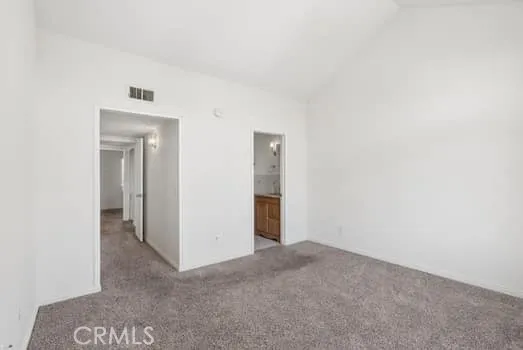 18215 Flynn #124 Canyon Country, CA 91387