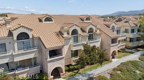 18215 Flynn #124 Canyon Country, CA 91387