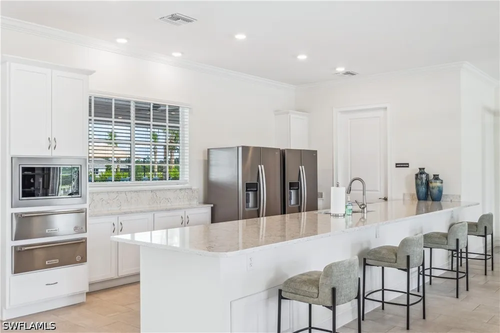 SHADE TREE LOOP Punta Gorda, FL 33982
