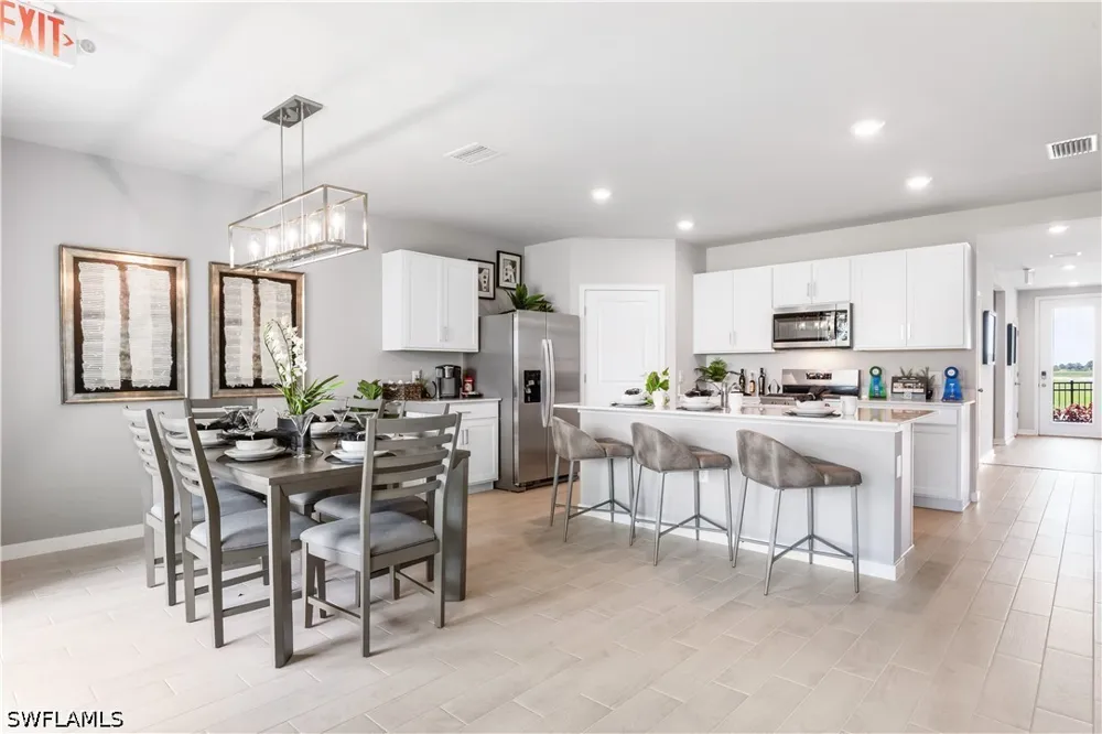 SHADE TREE LOOP Punta Gorda, FL 33982