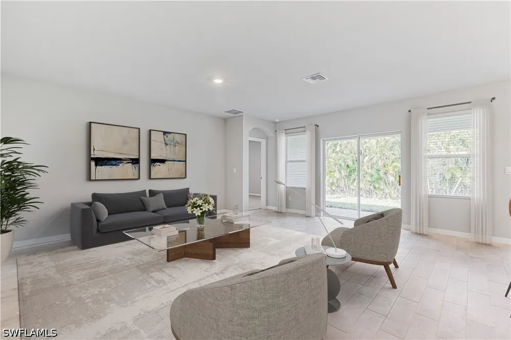 HUNTLEY STREET Fort Myers, FL 33905