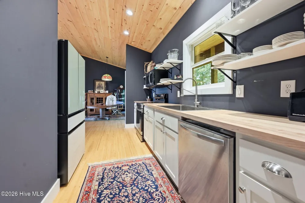 552 Our Drive Hayesville, NC 28904