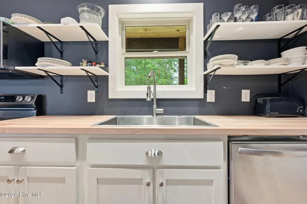 552 Our Drive Hayesville, NC 28904