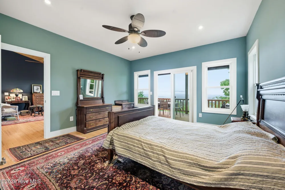 552 Our Drive Hayesville, NC 28904