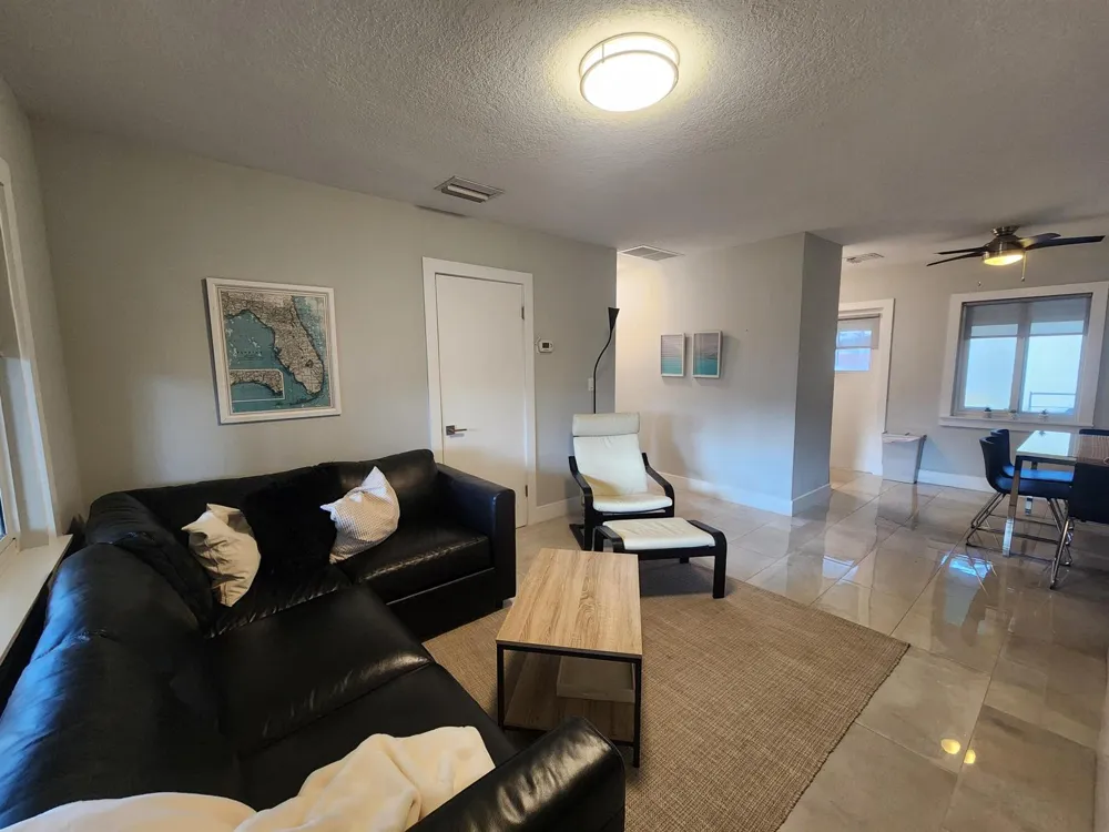 1006 SE 4th Street Boynton Beach, FL 33435