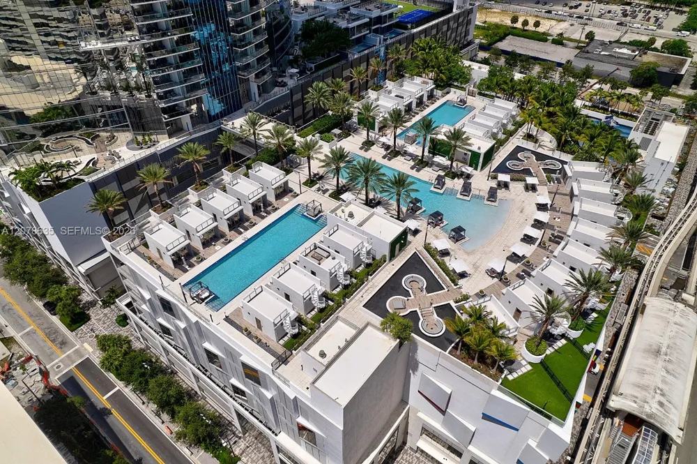 851 NE 1st Ave #3007 Miami, FL 33132