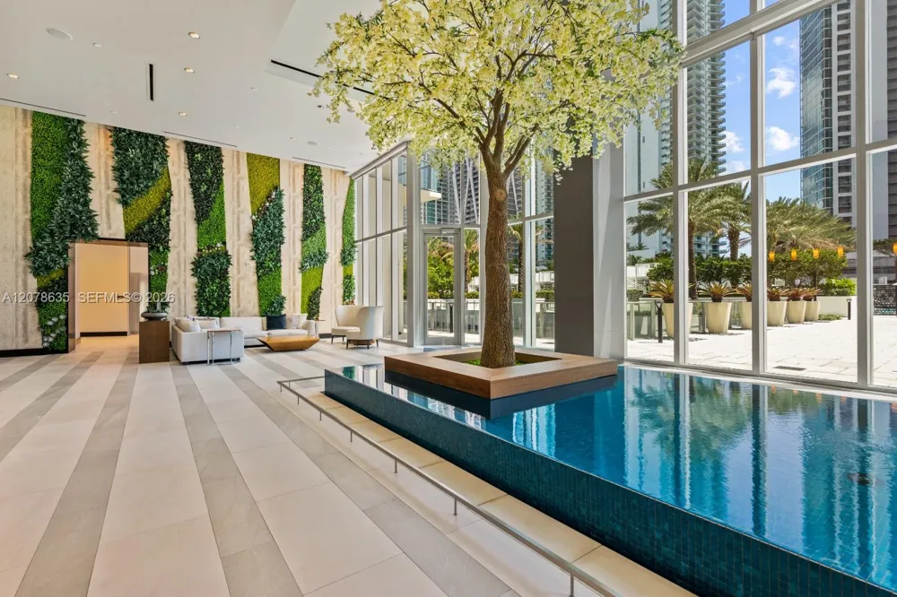 851 NE 1st Ave #3007 Miami, FL 33132