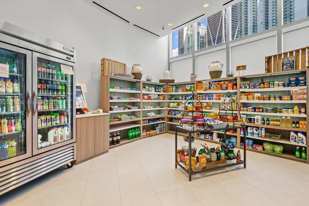 851 NE 1st Ave #3007 Miami, FL 33132