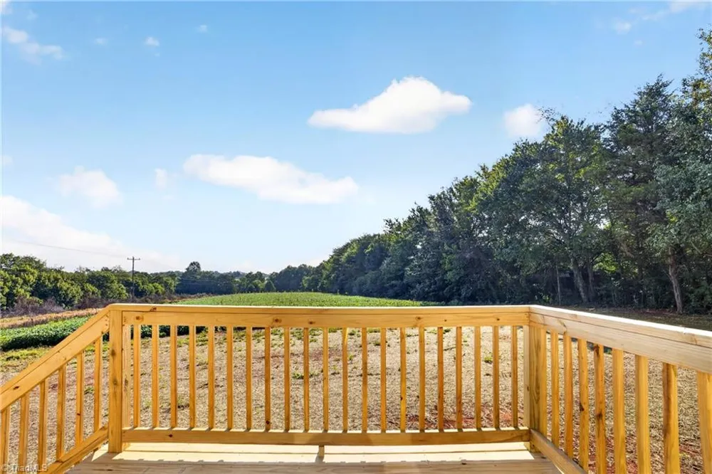 3840 Sonnet Drive Boonville, NC 27011