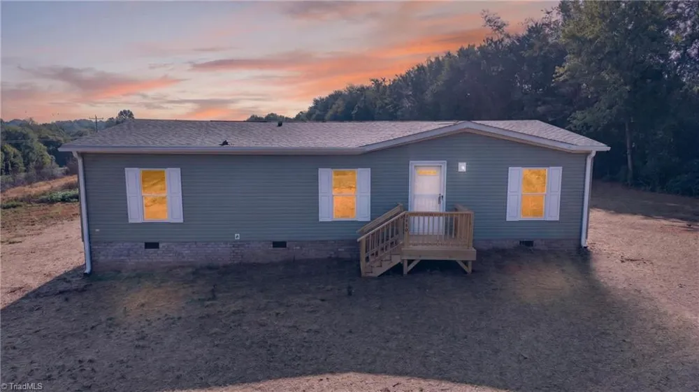 3840 Sonnet Drive Boonville, NC 27011