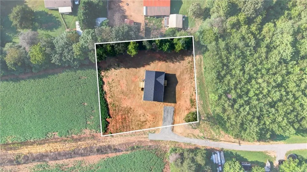 3840 Sonnet Drive Boonville, NC 27011
