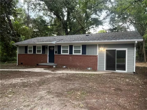 210 Dickson Street
