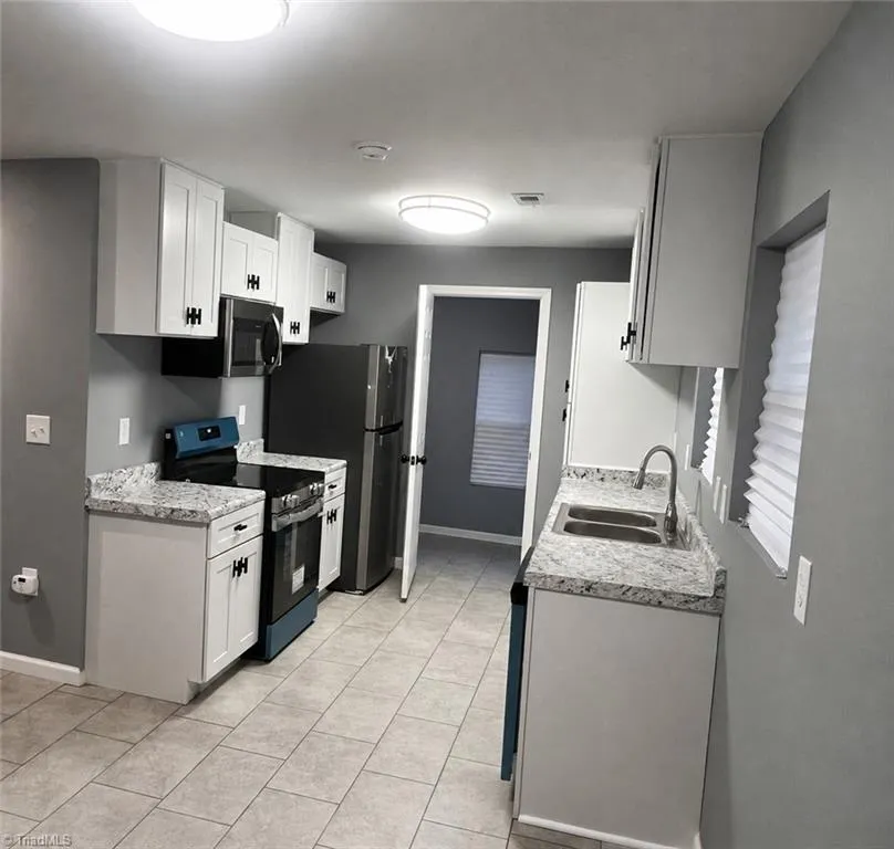 210 Dickson Street Laurinburg, NC 28352