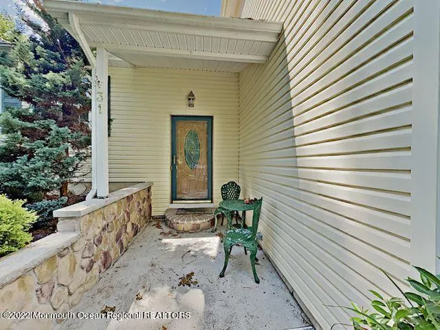 31 Oakland Drive Jackson, NJ 08527