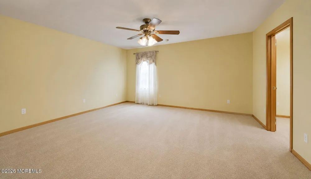 31 Oakland Drive Jackson, NJ 08527