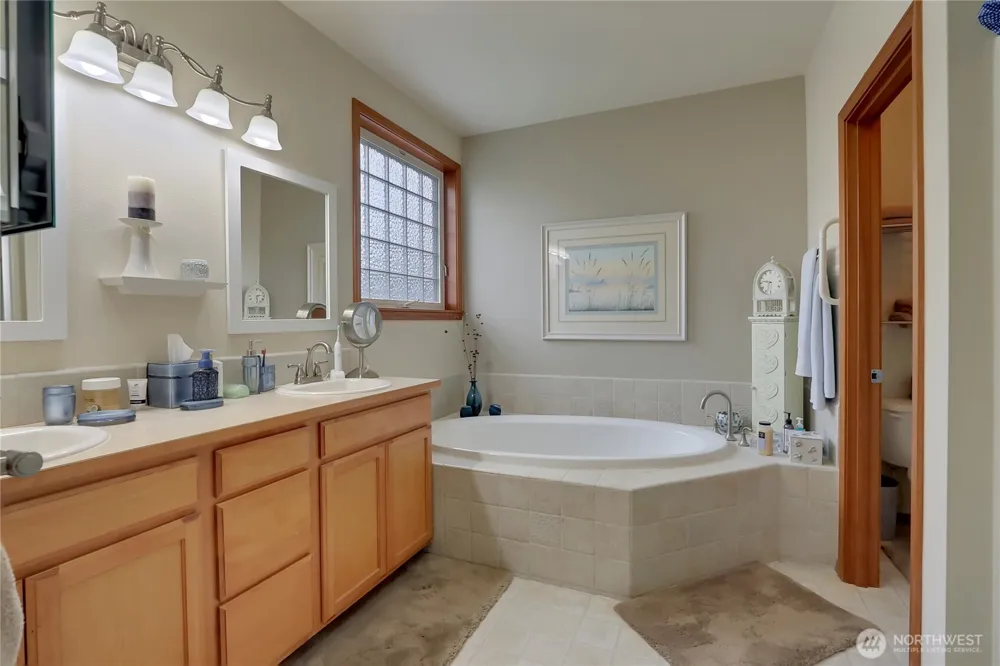 13714 143rd Avenue E Orting, WA 98360