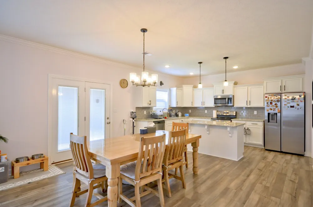 279 Bluebriar Trce Clarksville, TN 37043