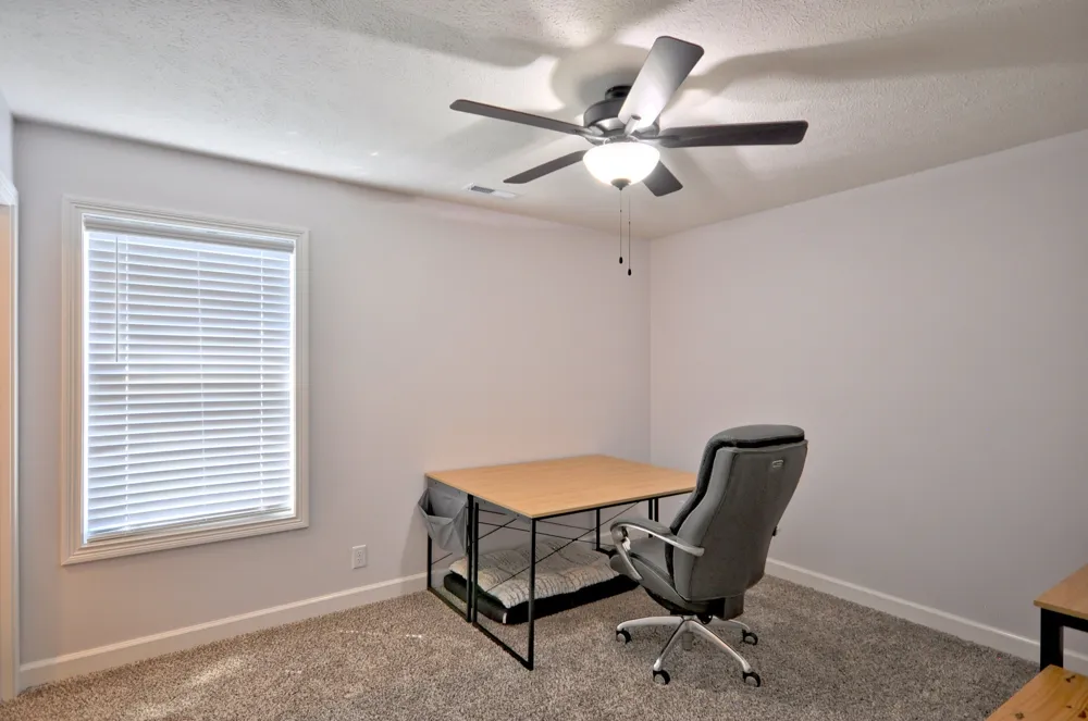 279 Bluebriar Trce Clarksville, TN 37043