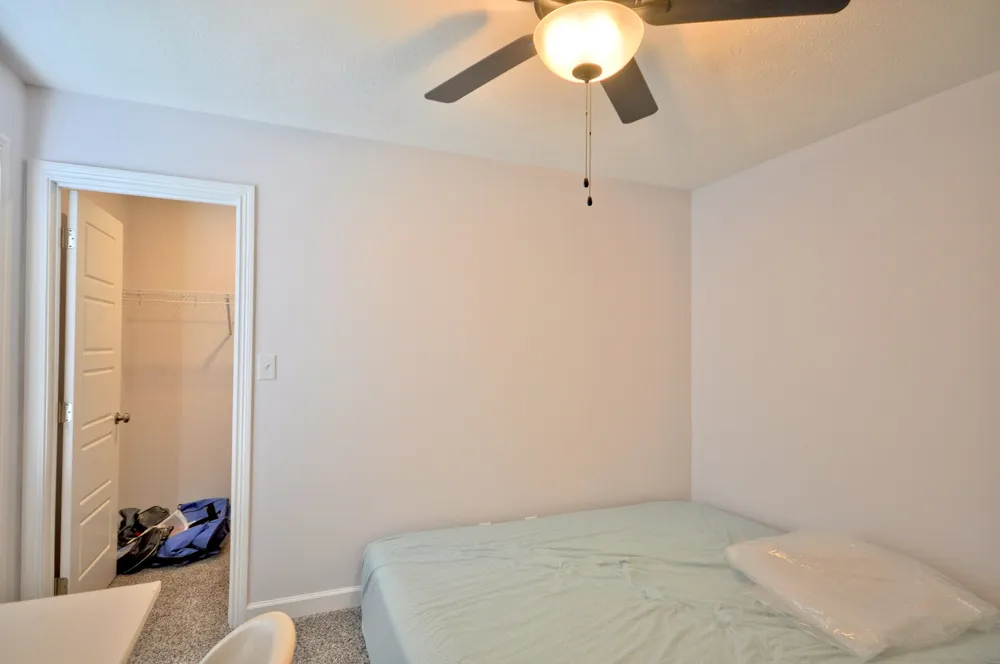 279 Bluebriar Trce Clarksville, TN 37043