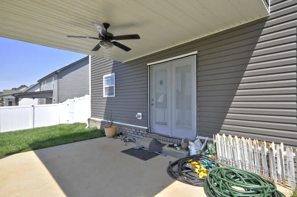 279 Bluebriar Trce Clarksville, TN 37043