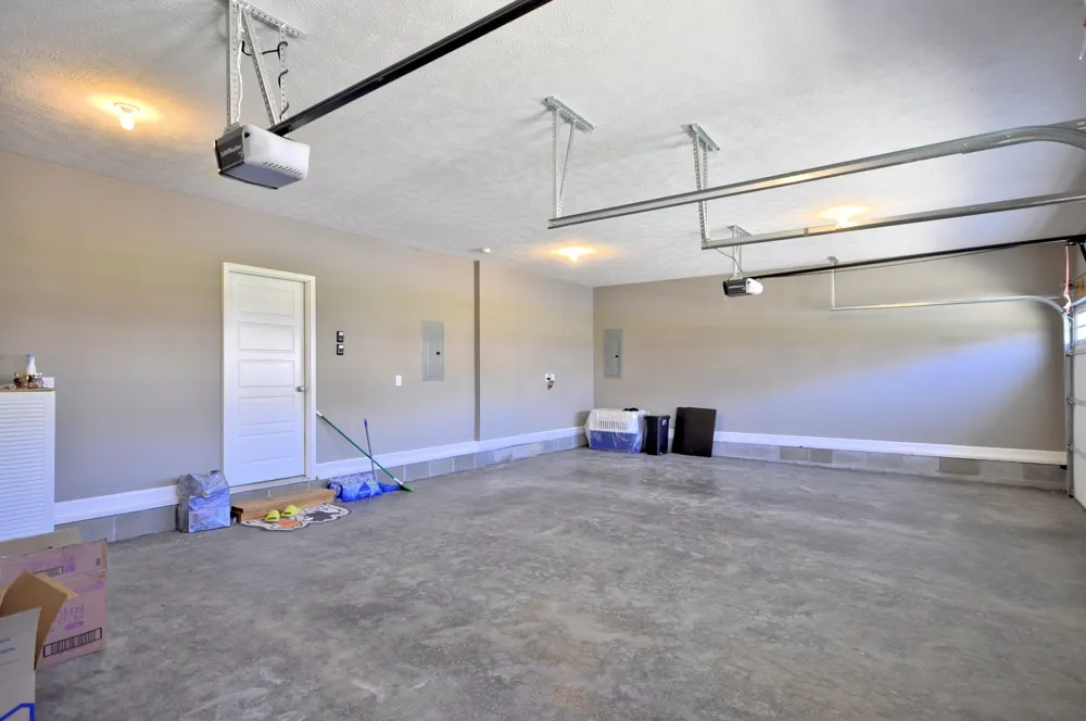 279 Bluebriar Trce Clarksville, TN 37043