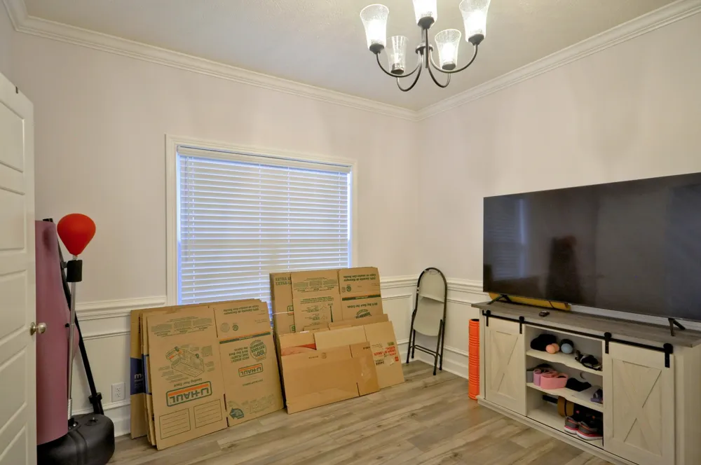 279 Bluebriar Trce Clarksville, TN 37043