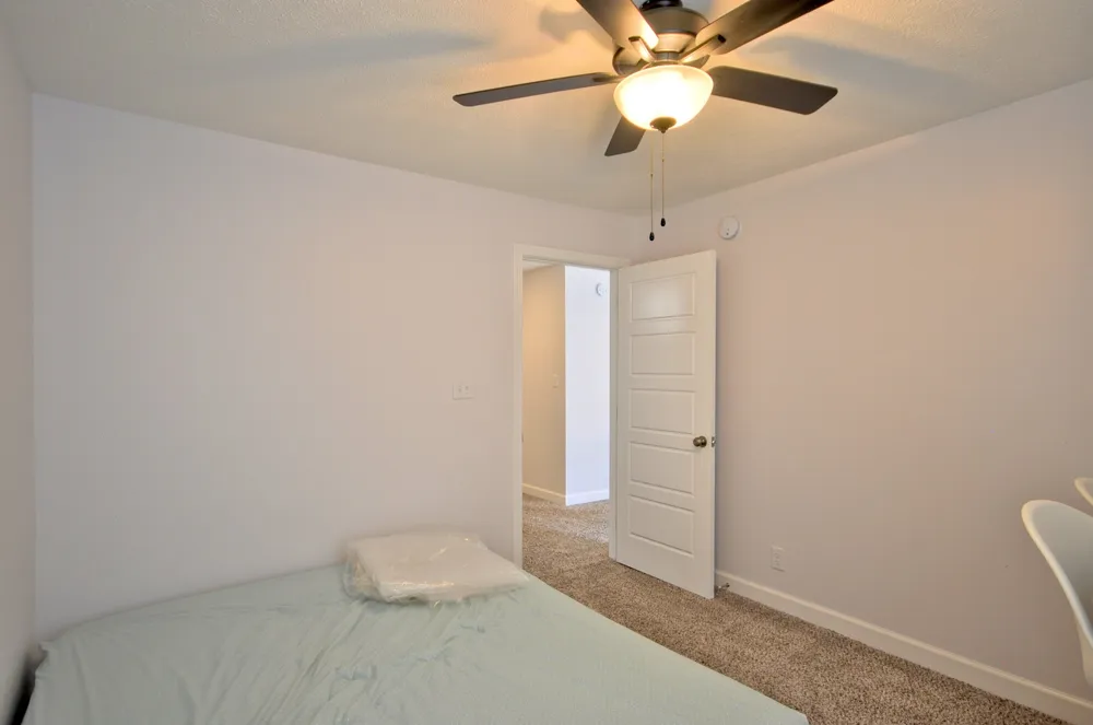 279 Bluebriar Trce Clarksville, TN 37043