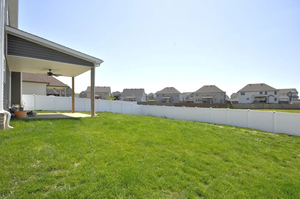 279 Bluebriar Trce Clarksville, TN 37043
