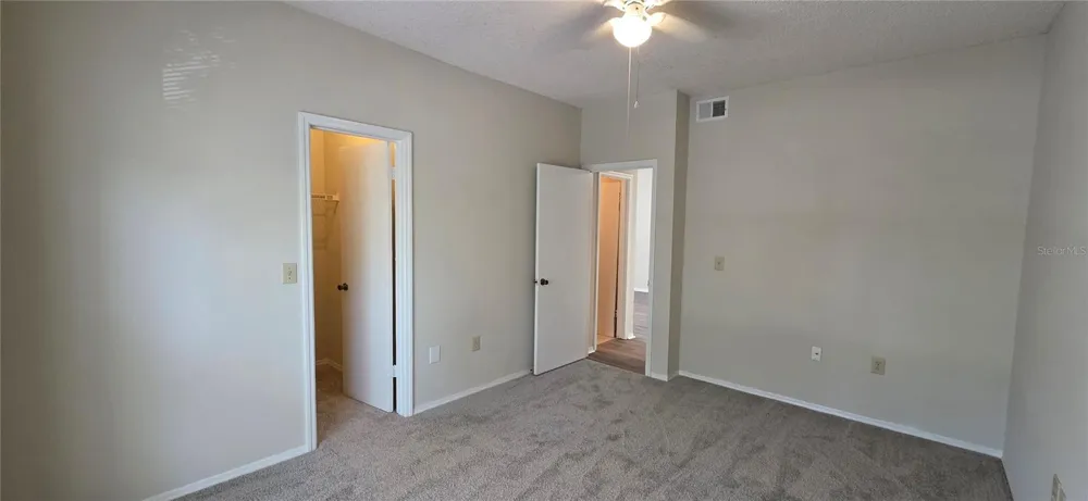 4115 CHATHAM OAK COURT #210 Tampa, FL 33624