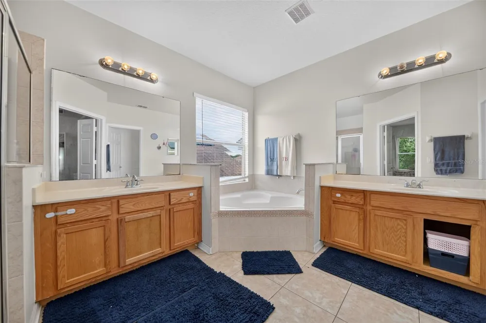 2100 LAUREL BLOSSOM CIRCLE Ocoee, FL 34761